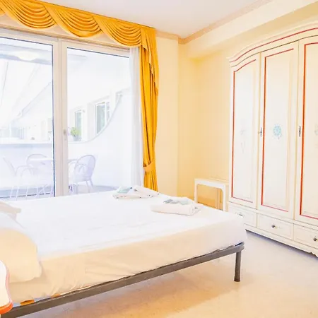 Relais Du Village - Italian Homing Διαμέρισμα *