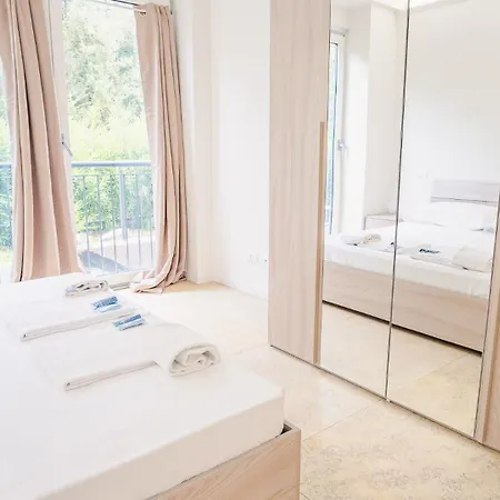 Relais Du Village - Italian Homing *