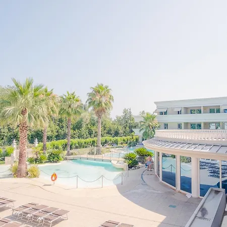 Relais Du Village - Italian Homing Apartment *