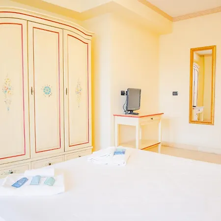 Relais Du Village - Italian Homing Desenzano del Garda