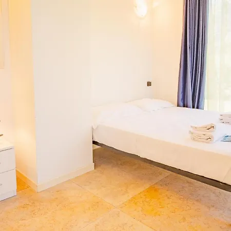 Relais Du Village - Italian Homing Apartment *
