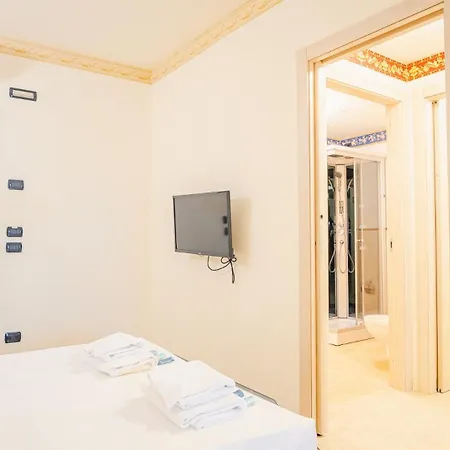 Relais Du Village - Italian Homing Apartment