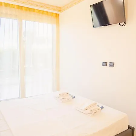 Apartment Relais Du Village - Italian Homing Desenzano del Garda