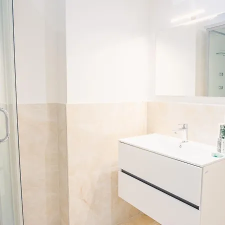 Relais Du Village - Italian Homing 公寓 代森扎诺-德尔加达