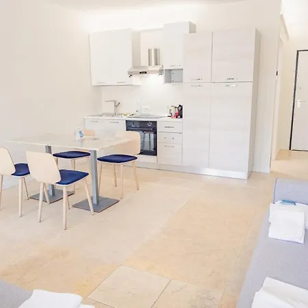 Relais Du Village - Italian Homing Apartment