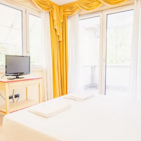 Relais Du Village - Italian Homing Desenzano del Garda