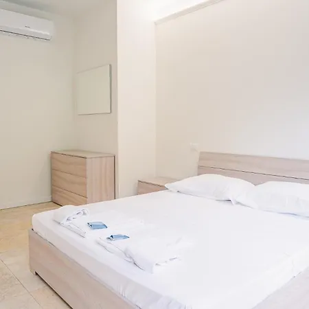 Relais Du Village - Italian Homing Desenzano del Garda