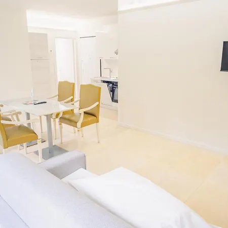 Relais Du Village - Italian Homing Apartmán