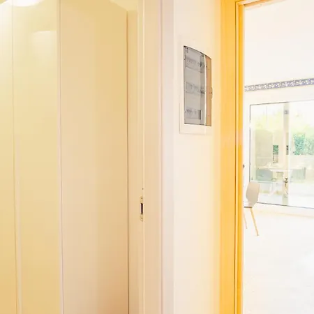 Relais Du Village - Italian Homing Apartmán Desenzano del Garda